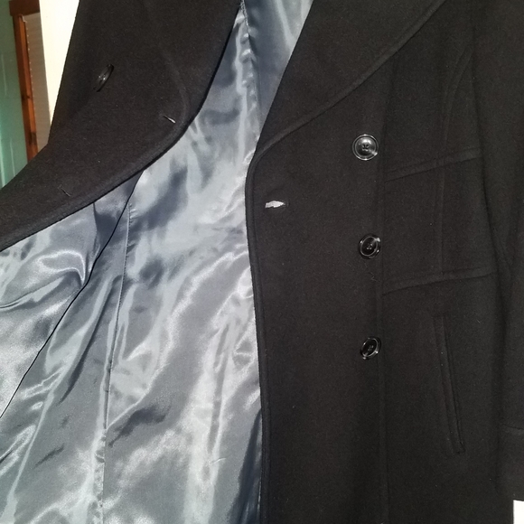 Wool coat - Picture 5 of 7
